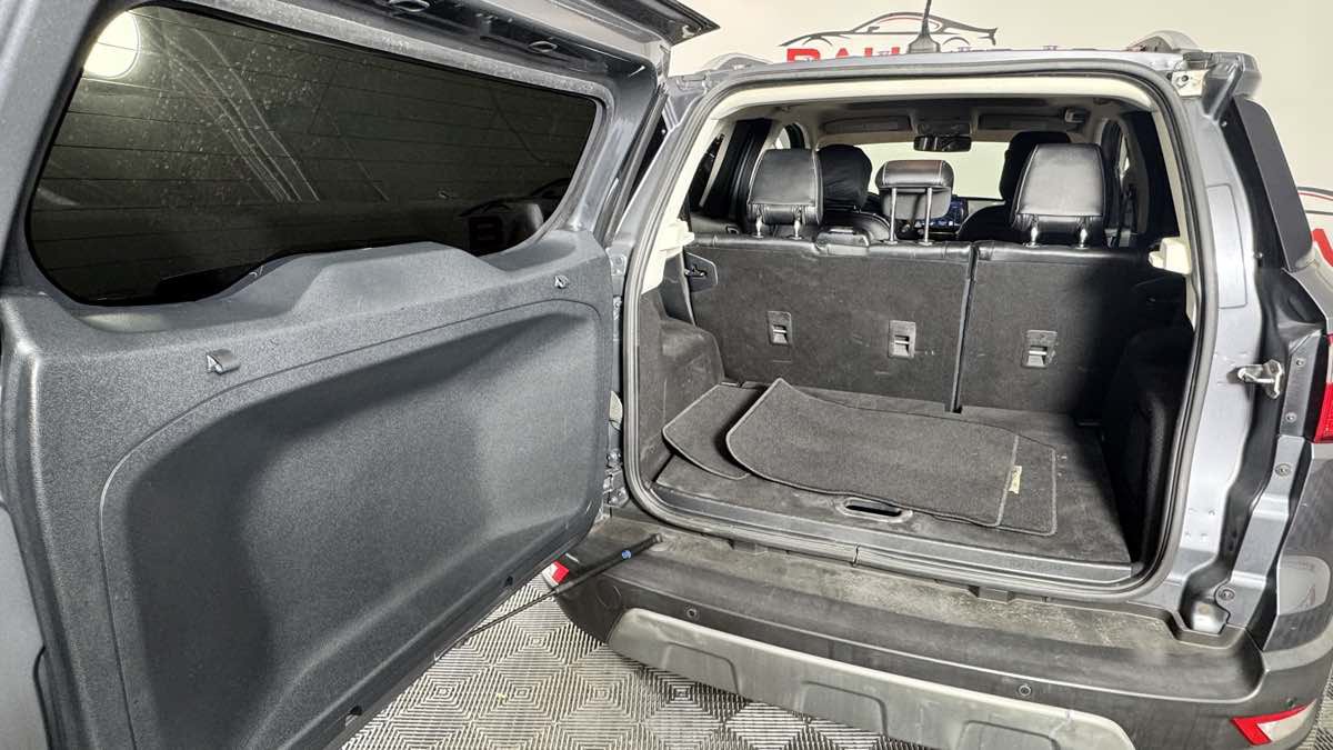 Used 2021 Ford EcoSport Titanium AWD/4WD image 24