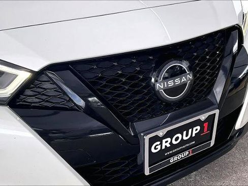 Certified 2023 Nissan Maxima SR w/ Sport Mat Group FWD image 30