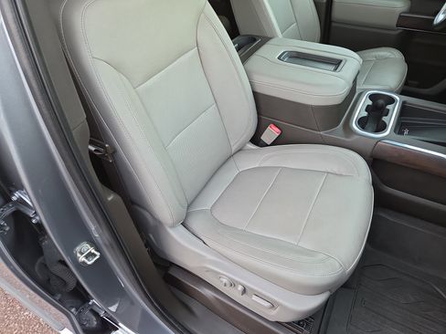 Used 2019 GMC Sierra 1500 SLT w/ SLT Premium Package image 16