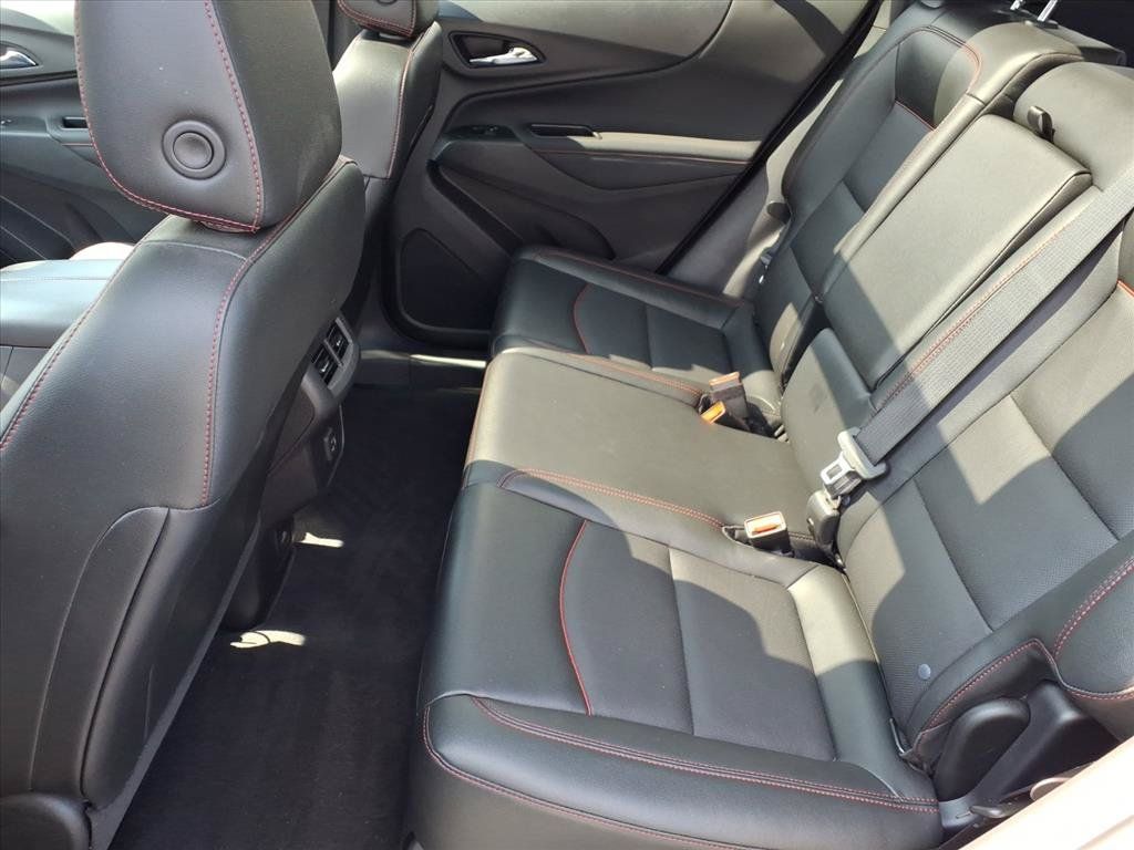 Certified 2024 Chevrolet Equinox RS w/ RS Leather Package AWD/4WD image 8