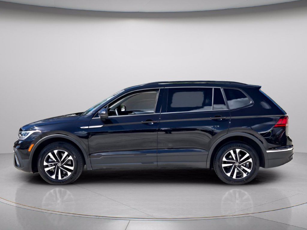 Certified 2024 Volkswagen Tiguan S FWD image 3