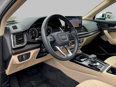 Used 2023 Audi Q5 2.0T Premium Plus w/ Premium Plus Package AWD/4WD image 35