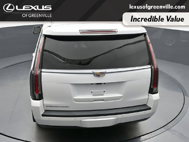 Used 2020 Cadillac Escalade Premium Luxury AWD/4WD image 27