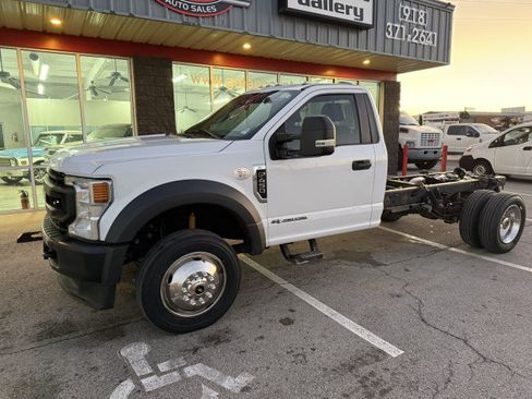 Used 2020 Ford F450 XL w/ Power Equipment Group RWD image 2