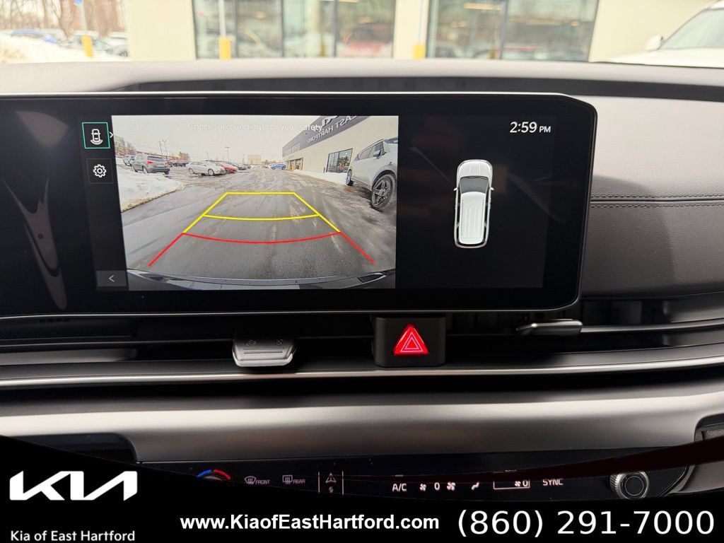 New 2026 Kia Carnival LX FWD image 31