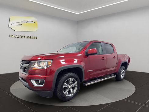Used 2018 Chevrolet Colorado Z71 image 3