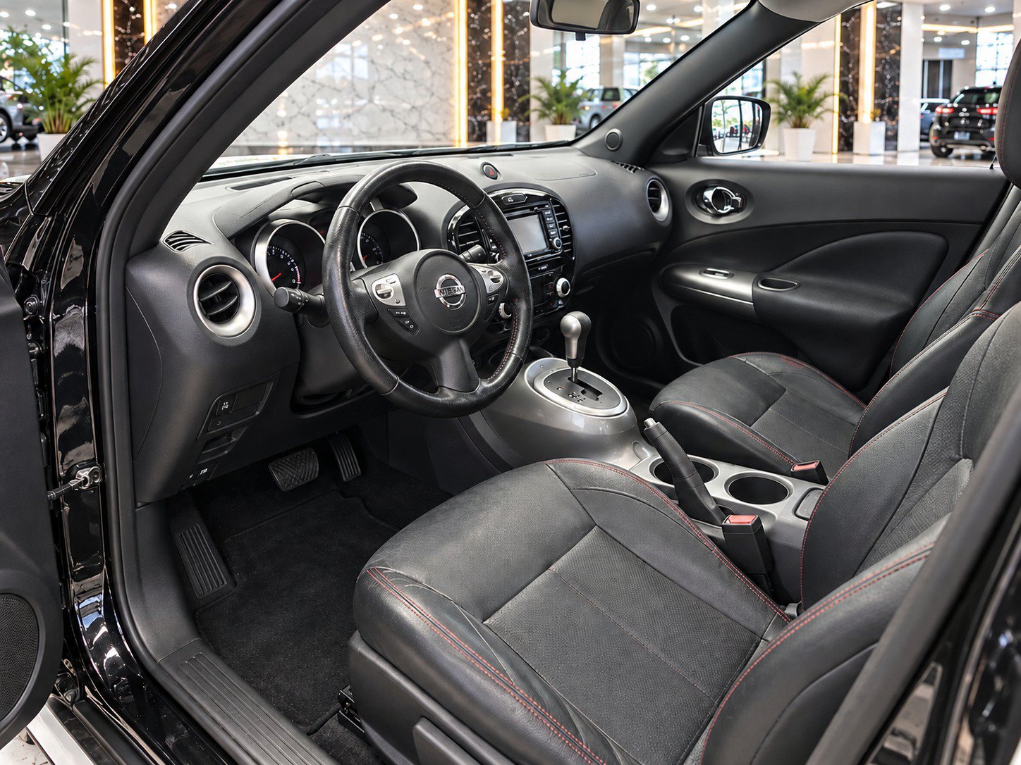 Used 2016 Nissan Juke SL FWD image 9
