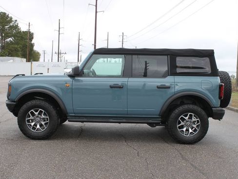 Used 2022 Ford Bronco Badlands AWD/4WD image 4