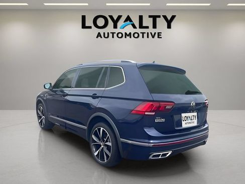 Used 2024 Volkswagen Tiguan SEL R-Line AWD/4WD image 3