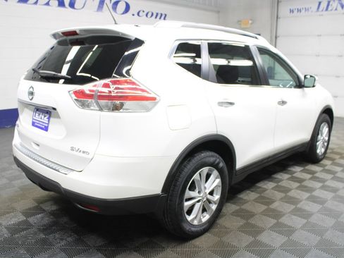 Used 2015 Nissan Rogue SV AWD/4WD image 6