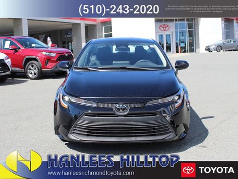 Used 2024 Toyota Corolla LE image 4