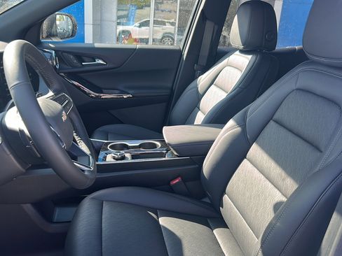 New 2026 Chevrolet Equinox LT w/ Convenience Package II AWD/4WD image 12
