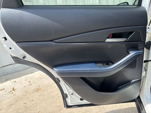 Used 2021 MAZDA CX-30 FWD 2.5 S w/ Select Package image 13