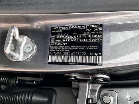Used 2020 Mercedes-Benz GLB 250 image 35