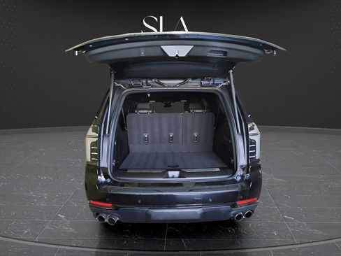 Used 2026 Chevrolet Suburban Z71 w/ Comfort Package image 7