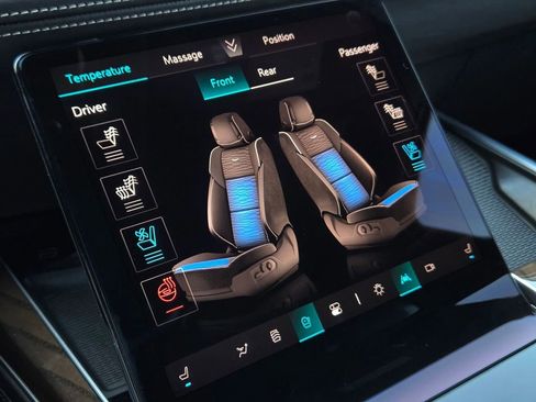 New 2026 Cadillac Escalade ESV Platinum Sport w/ LPO, ONYX Package image 22