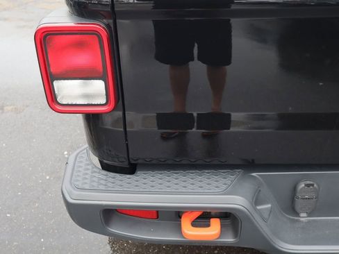 Used 2023 Jeep Gladiator Mojave image 26