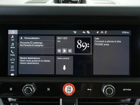 New 2025 Porsche Macan image 17