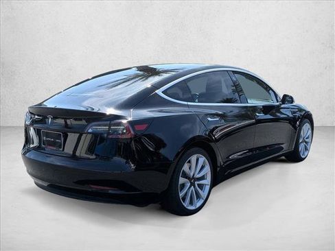 Used 2018 Tesla Model 3 Long Range image 5