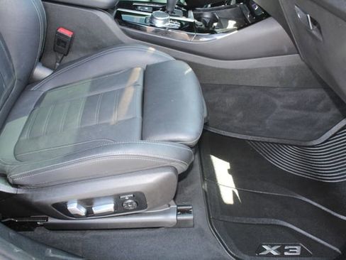 Used 2021 BMW X3 M40i w/ Executive Package image 18