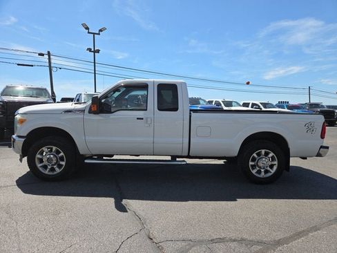 Used 2016 Ford F250 Lariat w/ Lariat Interior Package AWD/4WD image 3