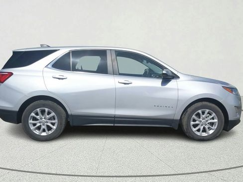 Used 2021 Chevrolet Equinox LT w/ Driver Convenience Package FWD image 7