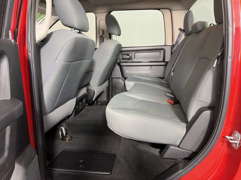 Used 2016 RAM 1500 Express image 10