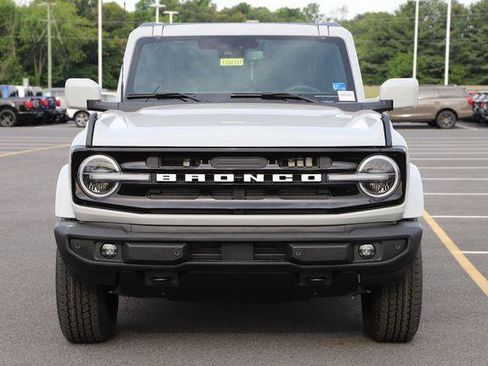 New 2026 Ford Bronco Outer Banks AWD/4WD image 7