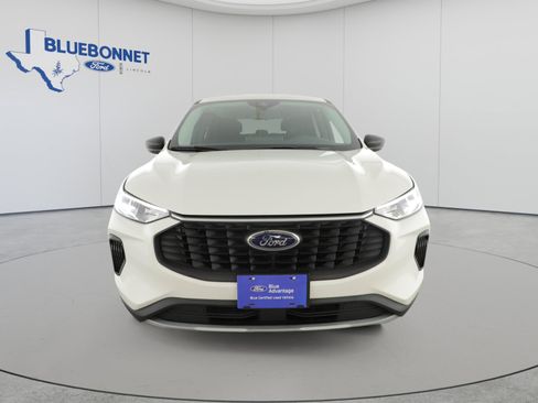 Used 2023 Ford Escape Active w/ Tech Pack #1 FWD image 2