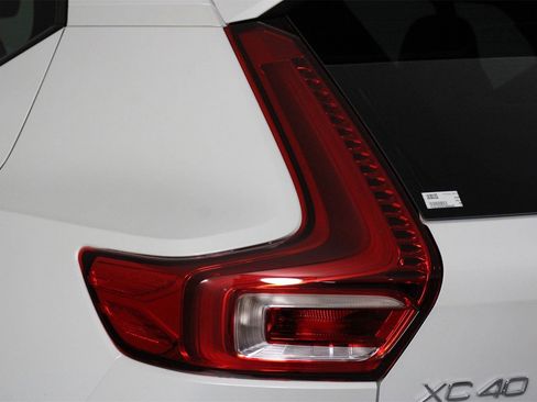 New 2026 Volvo XC40 B5 Plus w/ Protection Package Premier image 15