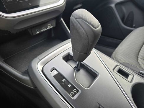 Used 2024 Subaru Crosstrek 2.0i Premium image 32