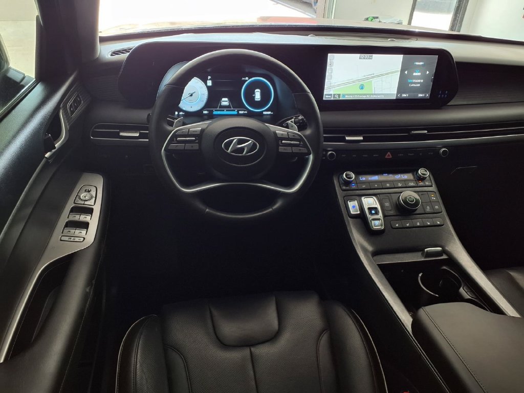 Used 2023 Hyundai Palisade Limited FWD image 4