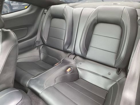 Used 2021 Ford Mustang Shelby GT500 w/ Technology Package RWD image 14