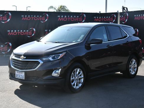 Used 2020 Chevrolet Equinox LT image 3
