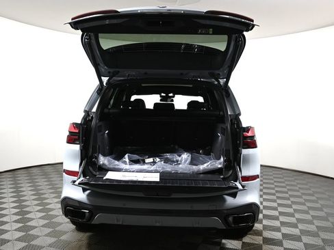 New 2026 BMW X5 xDrive40i w/ M Sport Package image 37