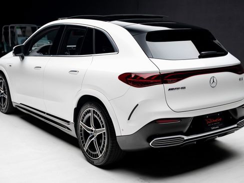 Used 2024 Mercedes-Benz EQE AMG 4MATIC SUV image 26