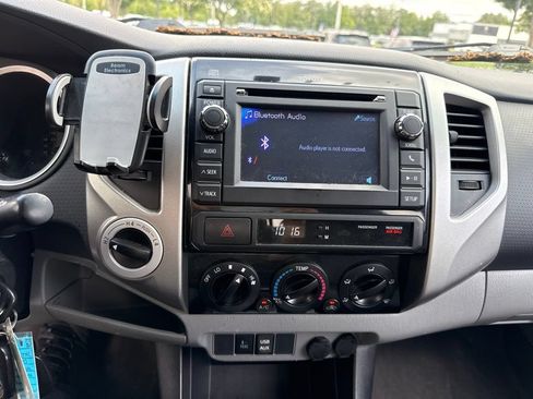 Used 2013 Toyota Tacoma 4x4 Double Cab w/ TRD Off-Road Pkg image 19