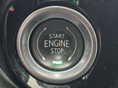 Used 2025 Chevrolet Silverado 3500 LTZ image 21