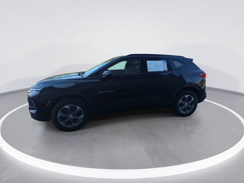 Used 2024 Chevrolet Blazer LT w/ Convenience Package FWD image 4