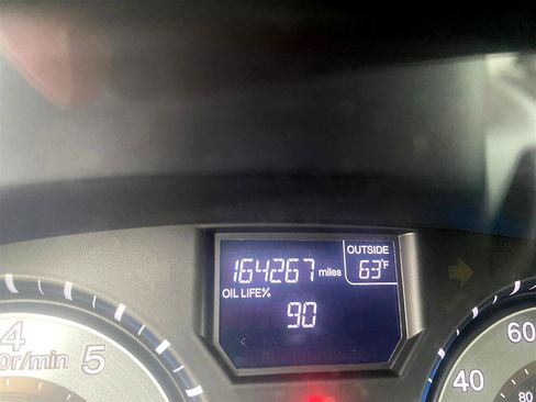 Used 2011 Honda Odyssey EX-L image 18