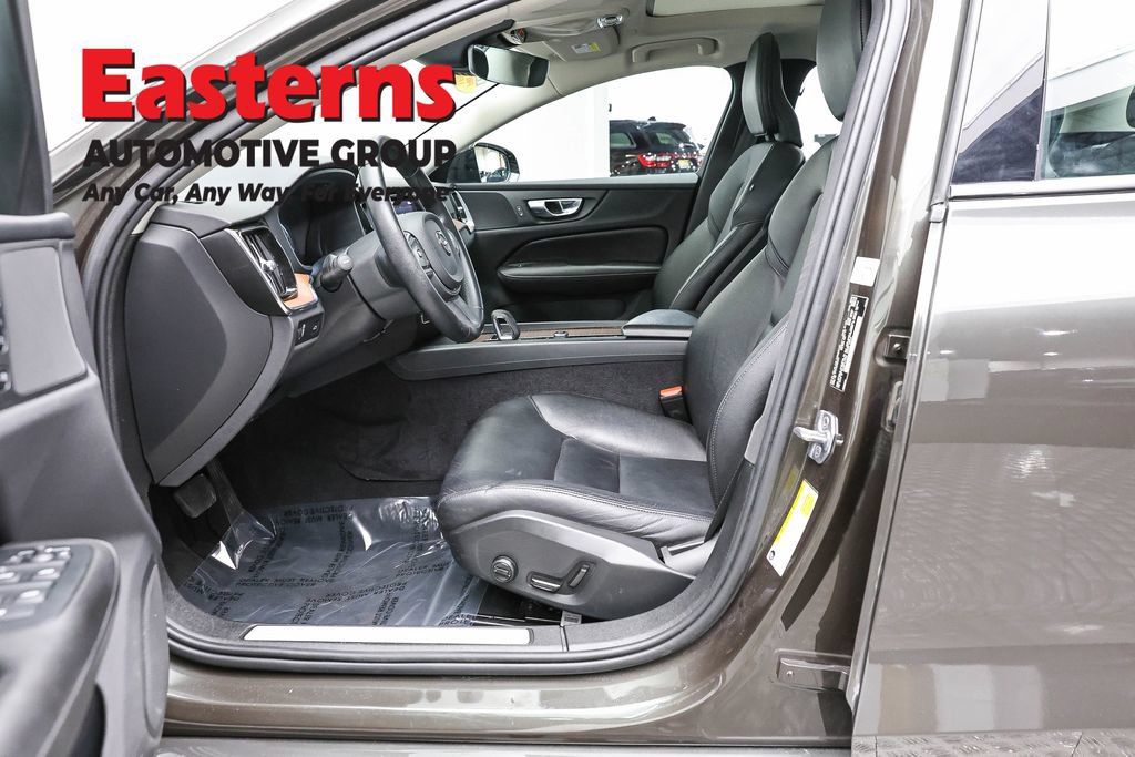 Used 2022 Volvo S60 B5 Inscription AWD/4WD image 15