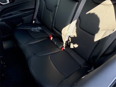 New 2026 Jeep Compass Latitude w/ Quick Order Package 29K image 27