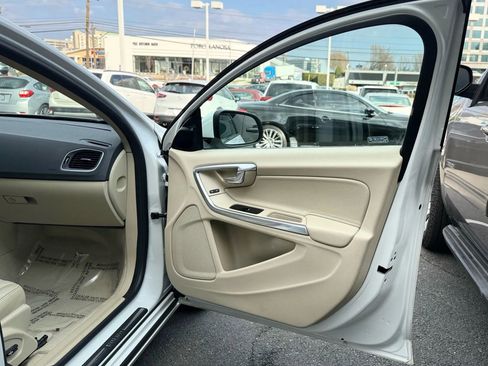 Used 2015 Volvo S60 T5 Premier image 35