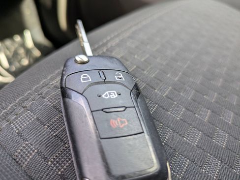 Used 2022 Ford Transit Connect XLT FWD image 31