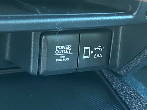 Used 2022 Honda Pilot Sport image 23