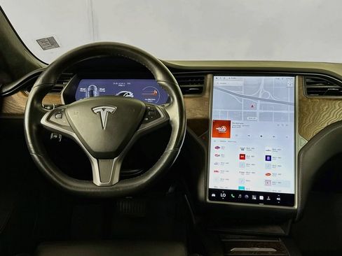 Used 2018 Tesla Model S 75D AWD/4WD image 10