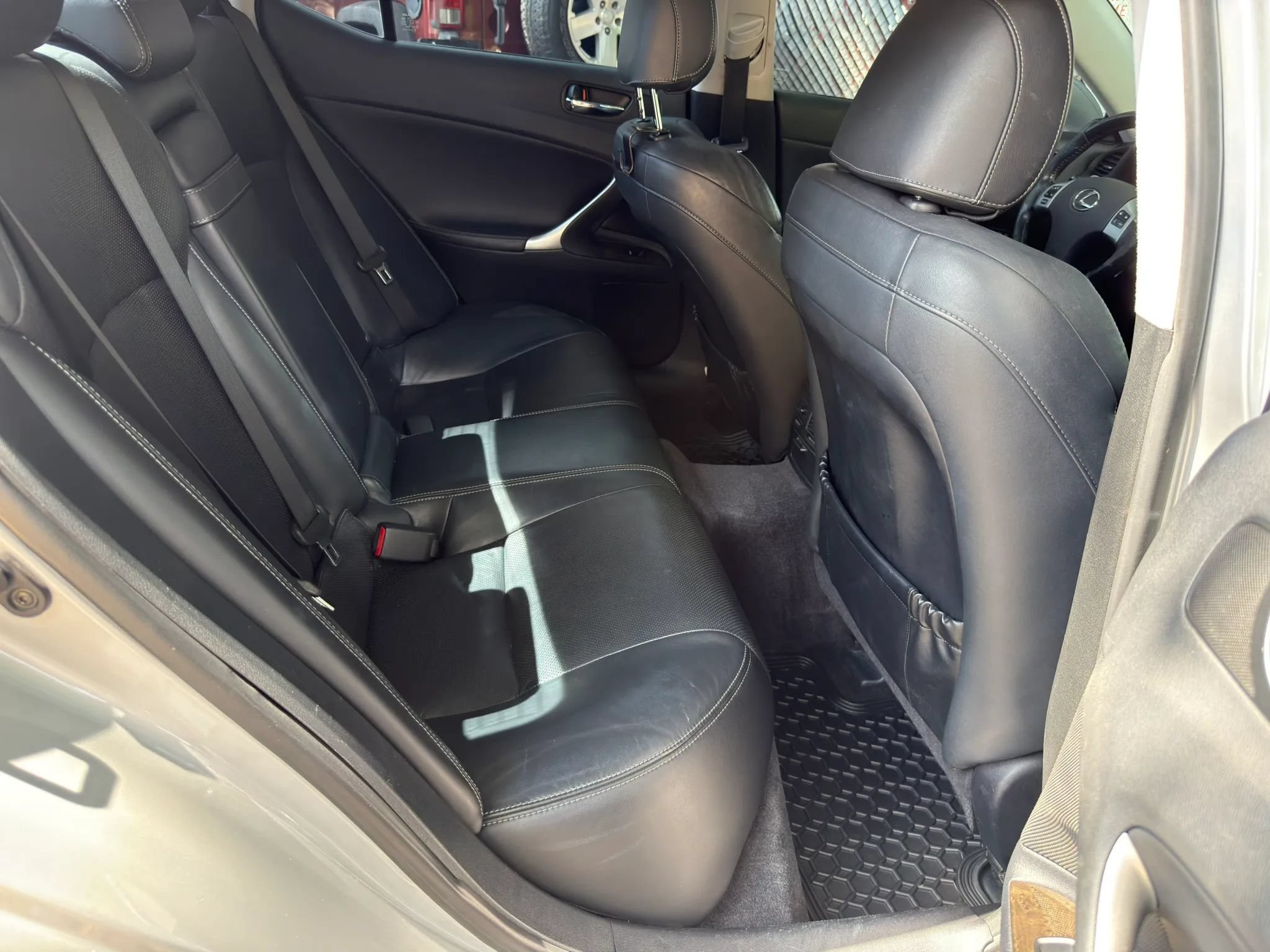 Used 2011 Lexus IS 250 AWD w/ Luxury Plus Value Edition image 38