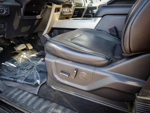 Used 2019 Ford F450 Lariat w/ Lariat Ultimate Package AWD/4WD image 14