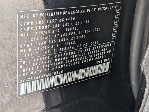 Used 2019 Volkswagen Tiguan SE AWD/4WD image 32