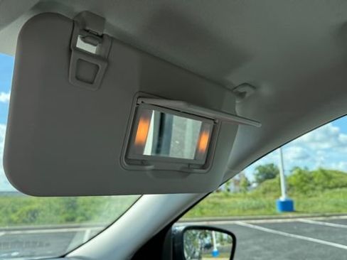 Used 2021 Ford Escape Titanium image 27